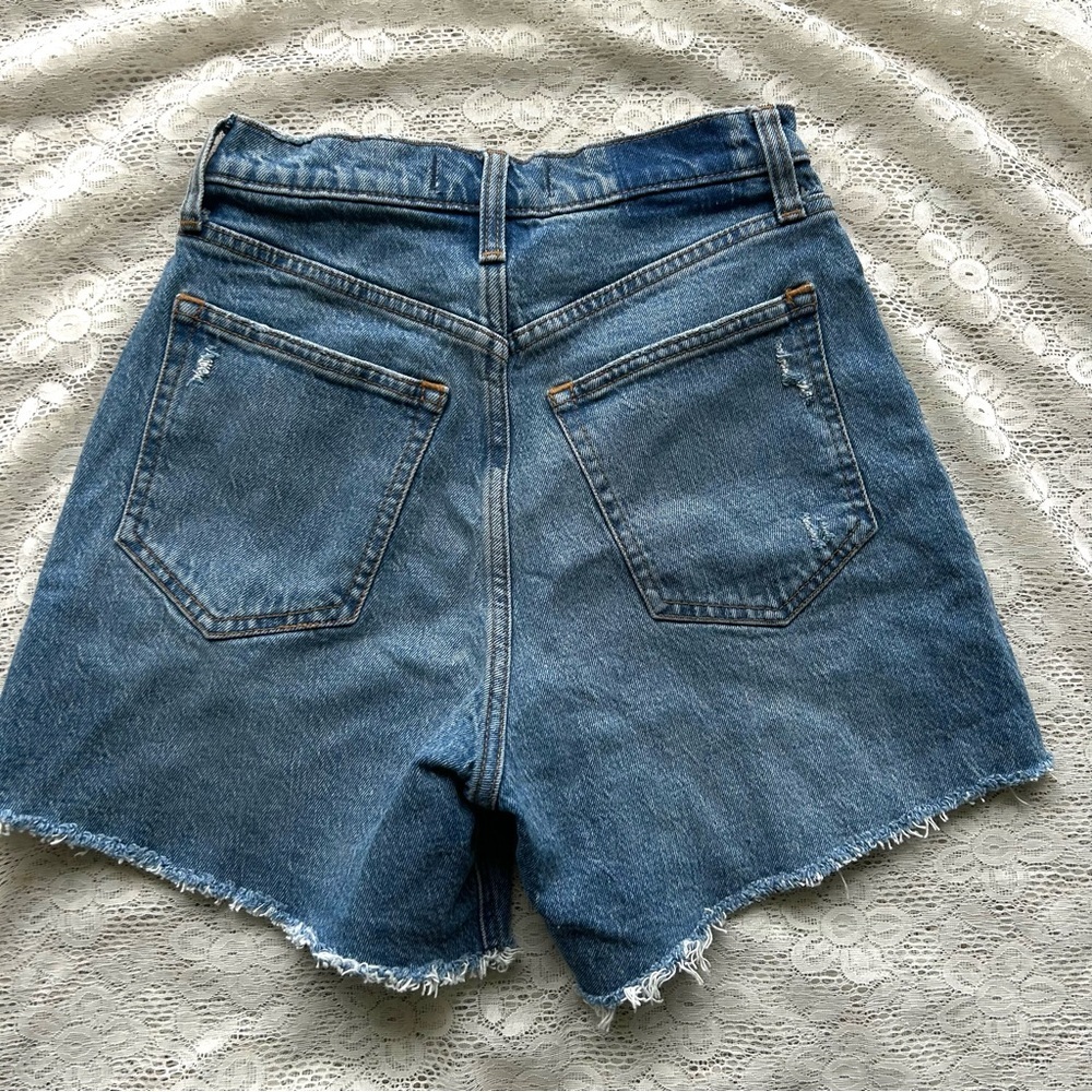 Abercrombie Curve Love High Rise Dad Short 00/24 denim Jean shorts - Picture 9 of 10